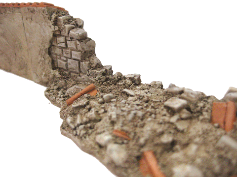 28mm 1:56 "Pantile Breached High Wall"